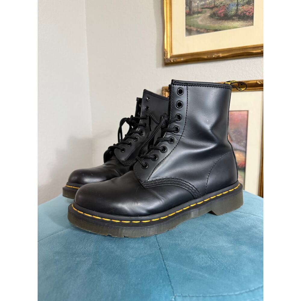 Dr. Martens Black 1460